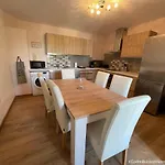 Apartment L'ecole Buissonniere *