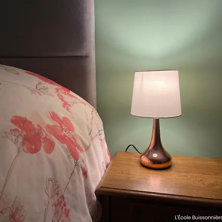 Apartment L'ecole Buissonniere *