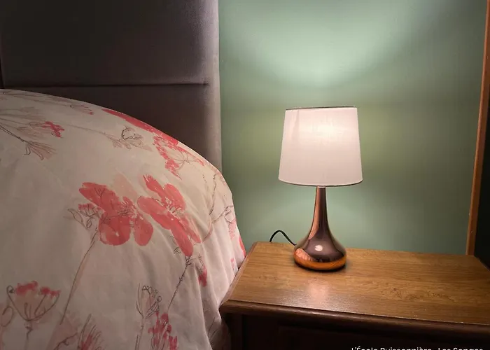 Apartment L'ecole Buissonniere *