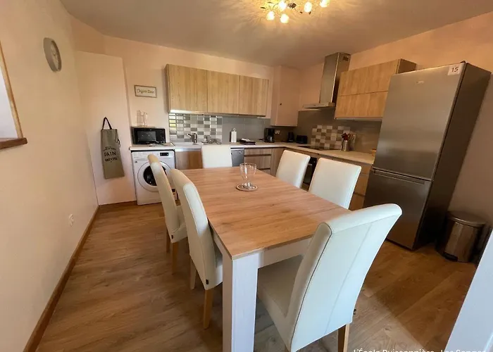 Apartment L'ecole Buissonniere *